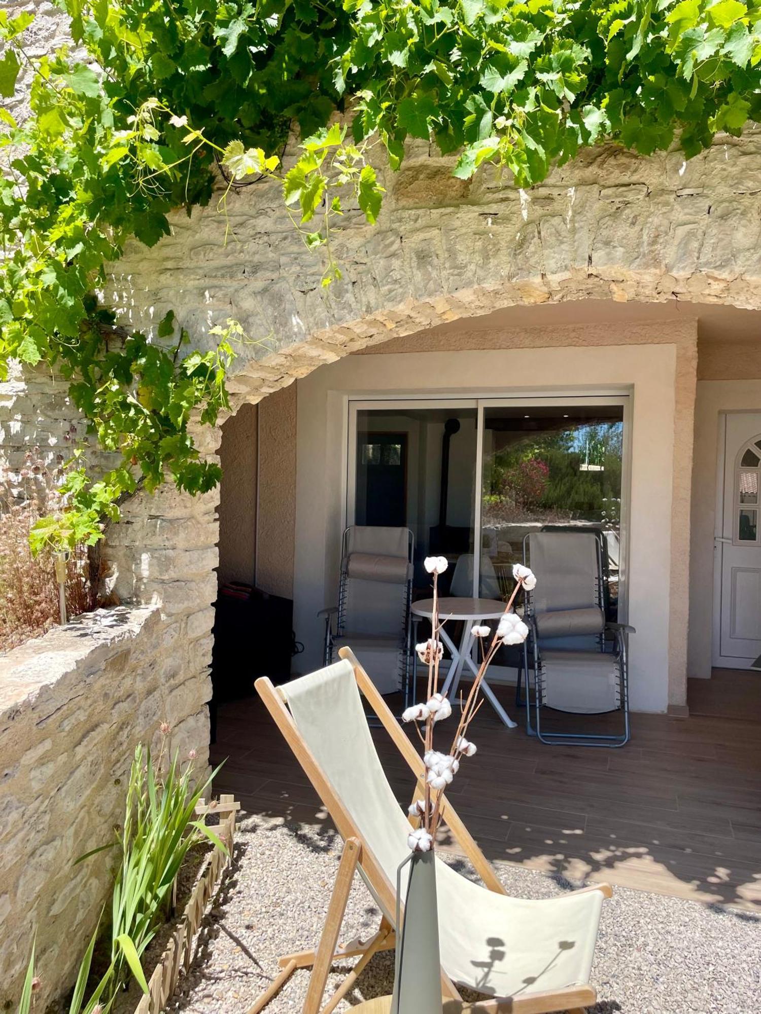 Gite L'Inattendu Vachères Exterior foto